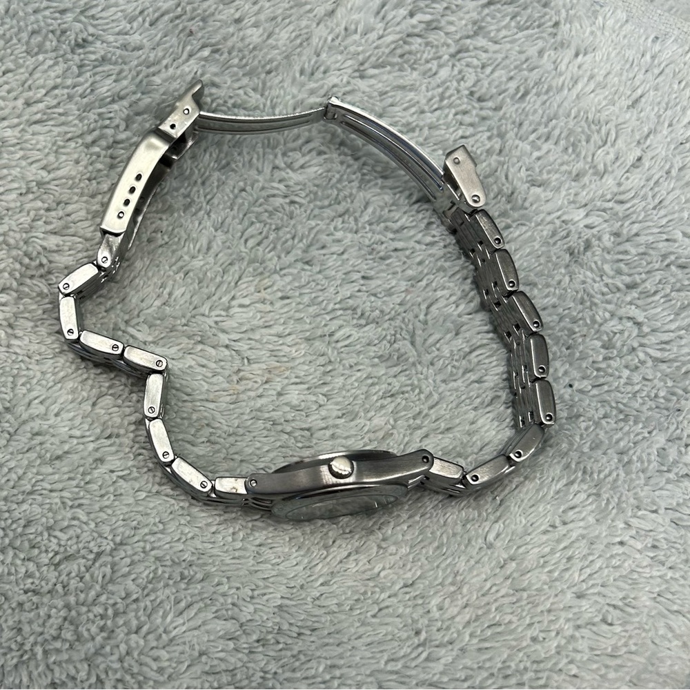 Relic Silver Chain Watch - Picture 4 of 5